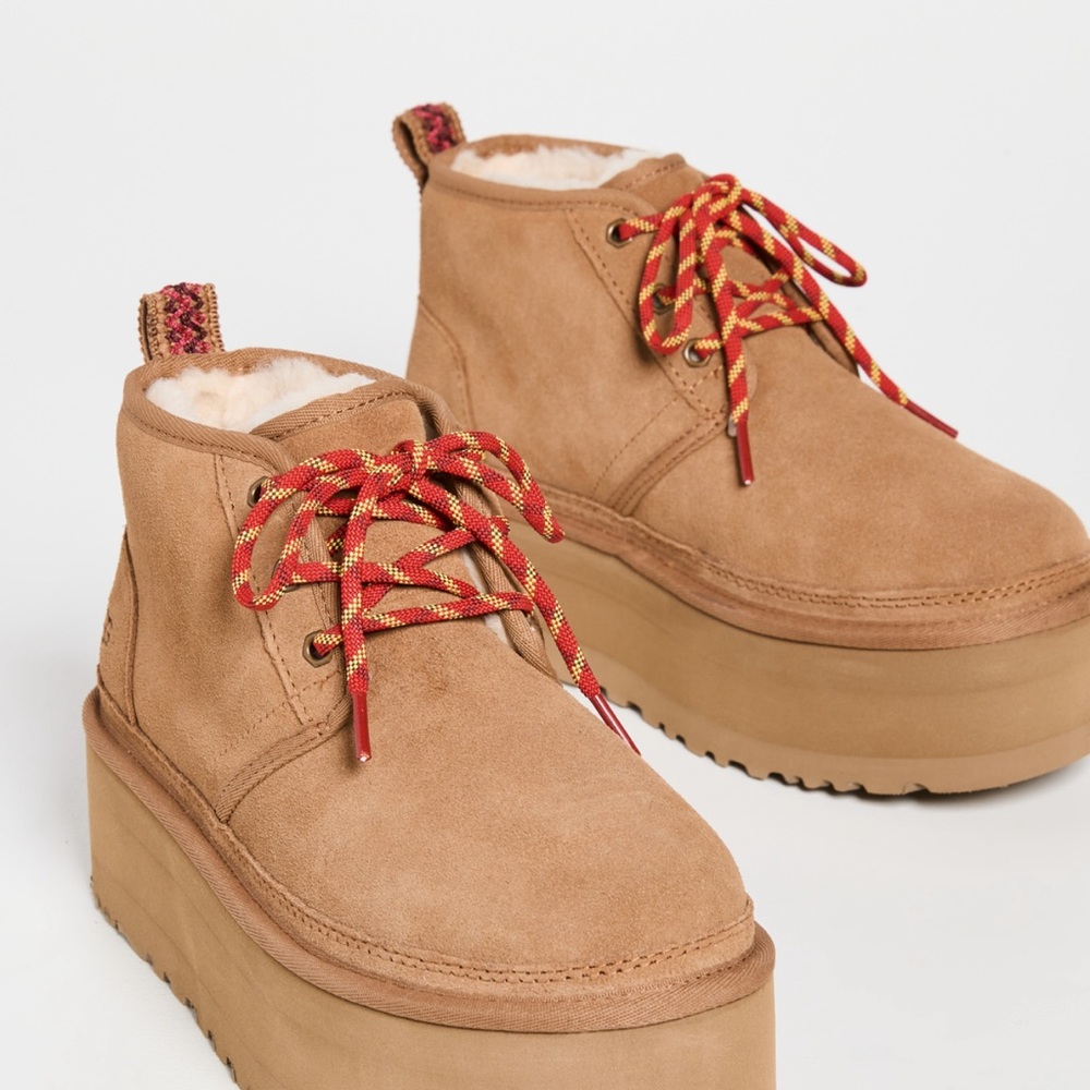 UGG Neumel Heritage Platform Chukka Boots in size 5